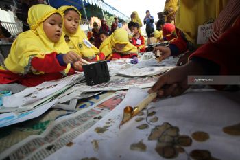 Lomba Membatik
