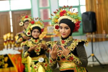 Lomba Tari Padang Ulan
