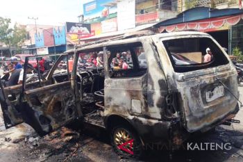 Ini tiga daerah diserang teror pembakaran mobil