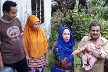 Usai operasi benjolan kepala, bayi Rafiadi  membaik