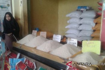 Cuaca buruk ganggu distribusi sembako ke Baubau