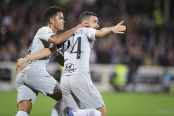 Roma tahan imbang Fiorentina di Artemio Franchi