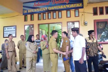 Bupati Bantaeng ingatkan guru Gantarangkeke fokus bekerja