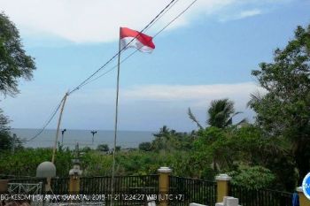 Gunung Anak Krakatau Alami 407 Kegempaan Letusan