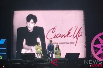 Lee Jong-suk selesaikan tur Asia