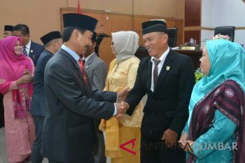 Dua anggota DPRD Solok Selatan kembali diganti