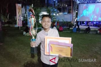 Hari Guru Nasional, SMPN 2 Payakumbuh unjuk prestasi