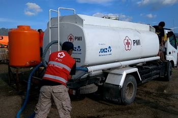 PMI salurkan tiga juta liter air bersih