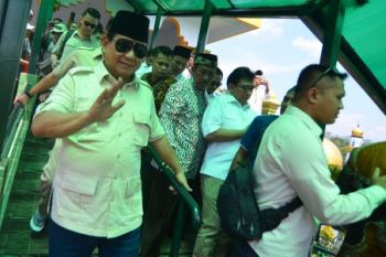 Prabowo soroti rendahnya gaji guru