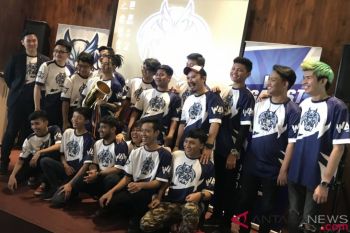 Reza "Arap" Oktovian buat tim eSport WAW