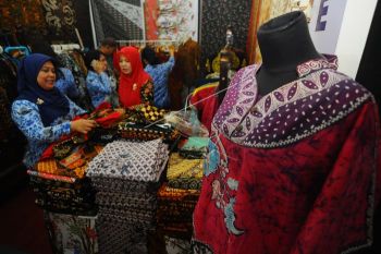 Pameran produk UMKM