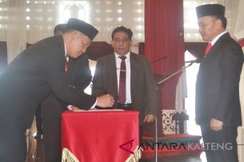 Gubernur berikan tugas penting kepada Fahrizal selaku Sekda definitif