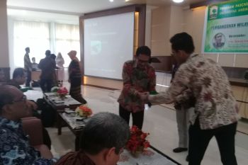 Pemerintah bantah UMKM diserahkan ke asing