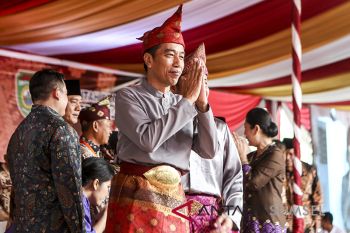 Jokowi: Jaga budaya Indonesia