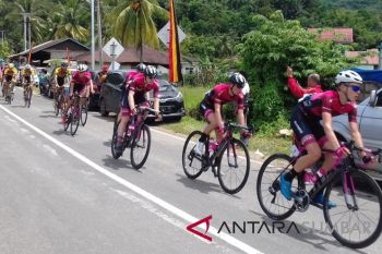 Jesse Ewart pertahankan Jersey Kuning etape lima TdS