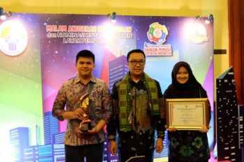 Jilbab anti-tembem karya Dewi raih penghargaan Kemenpora