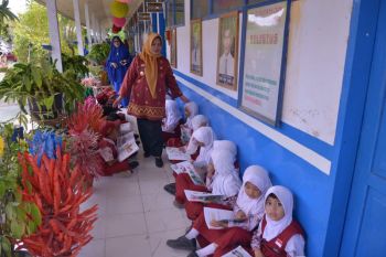 Wabup Sinjai pantau "Outdoor Classroom Day"