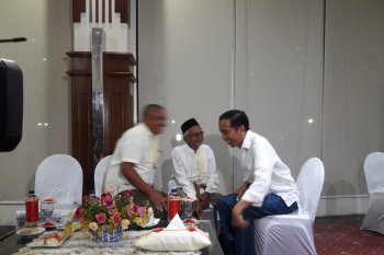 President again meets with the donor of aircraft RI-001 in Aceh