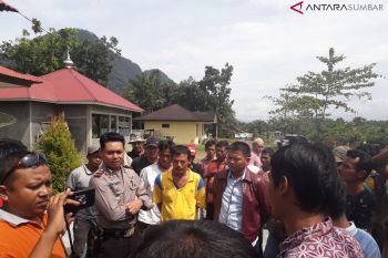 Masyarakat Kiawai Pasaman Barat tolak tambang diduga Ilegal