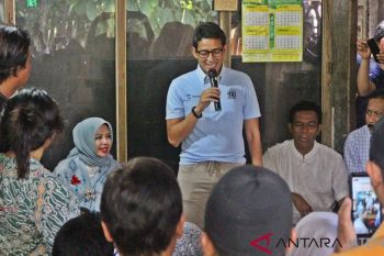 Kunjungi desa wisata di Sukoharjo, Sandiaga dicurhati pengarajin rotan