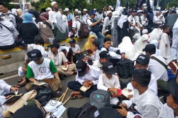 Doa yang dipanjatkan peserta Reuni 212 untuk Indonesia