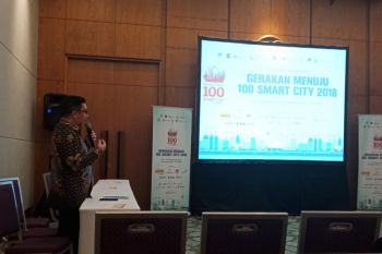 Wawali Manado presentasi "Masterplan dan Quick Wins Smart City Manado"