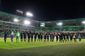 Kekalahan PSV membuat Ajax dekati puncak hasil dan klasemen Liga Belanda