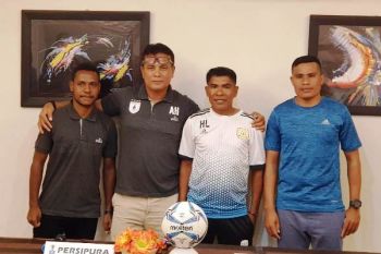 Pelatih: Pelauw Putra merepotkan Persipura