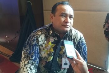 BNI Slamet Riyadi distribusikan 6.000 kartu elektronik