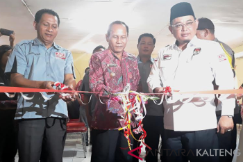 Manfaatkan radio Pemkab untuk sosialisasi Pemilu, Kata Bupati Gumas