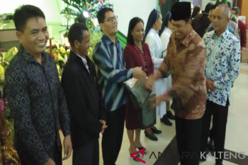 Hadiri Perayaan Natal PHBK Lamandau, ini pesan Bupati