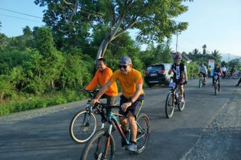 Brigjen Sutrisno 'gowes' bersama anggota ISSI Parigi Moutong