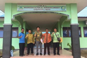 MA Al Barakah Singkep juara satu madrasah sehat tingkat provinsi