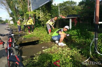 Komunitas sepeda Sampit diarahkan bantu membersihkan kota