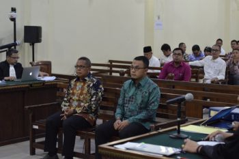 Sekretaris Dinas PUPR Terima Rp83 Juta dari Rekanan