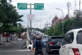 Libur panjang, Solo dipadati kendaraan bermotor