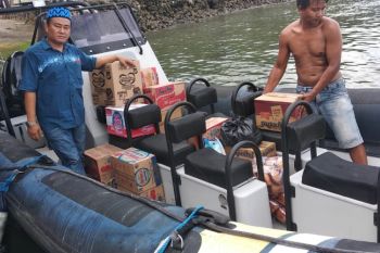 Pemprov Berikan Bantuan Terdampak Tsunami di Pulau Sebesi