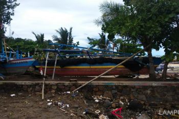Nelayan di Lampung Selatan Belum Melaut Pascatsunami