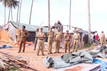 Sekdakab tinjau lokasi pedagang Pantai Takisung