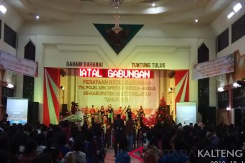 Natal momen mempererat tali persaudaraan