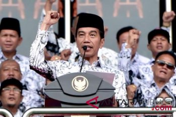 Presiden secara simbolis resmikan lima terminal bandara di Luwuk