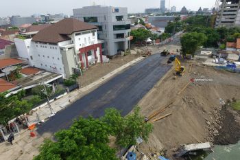 Pengaspalan Jalan Ambles