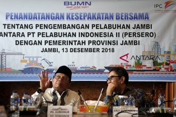 Jambi, Pelindo II sign joint agreement on development of port