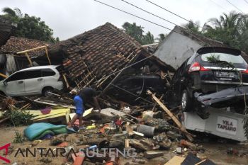Basarnas Bandung Diterjunkan Bantu Tsunami Banten
