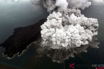 BMKG: longsoran Gunung Anak Krakatau penyebab tsunami