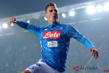 Tiga poin berhasil diraih Napoli dari markas Cagliari