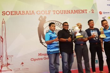 IKAFE Unand sukses gelar turnamen golf di Surabaya