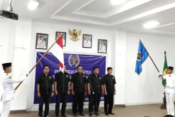 Pengurus PWI Gunung Mas periode 2018-2021 dilantik