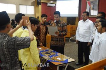 Pelantikan Presiden-Wapres BEM 2019 disaksikan oleh Rektor UNP