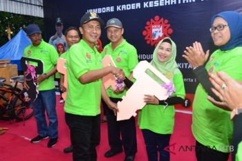 Bupati Fauzan motivasi ribuan kader posyandu